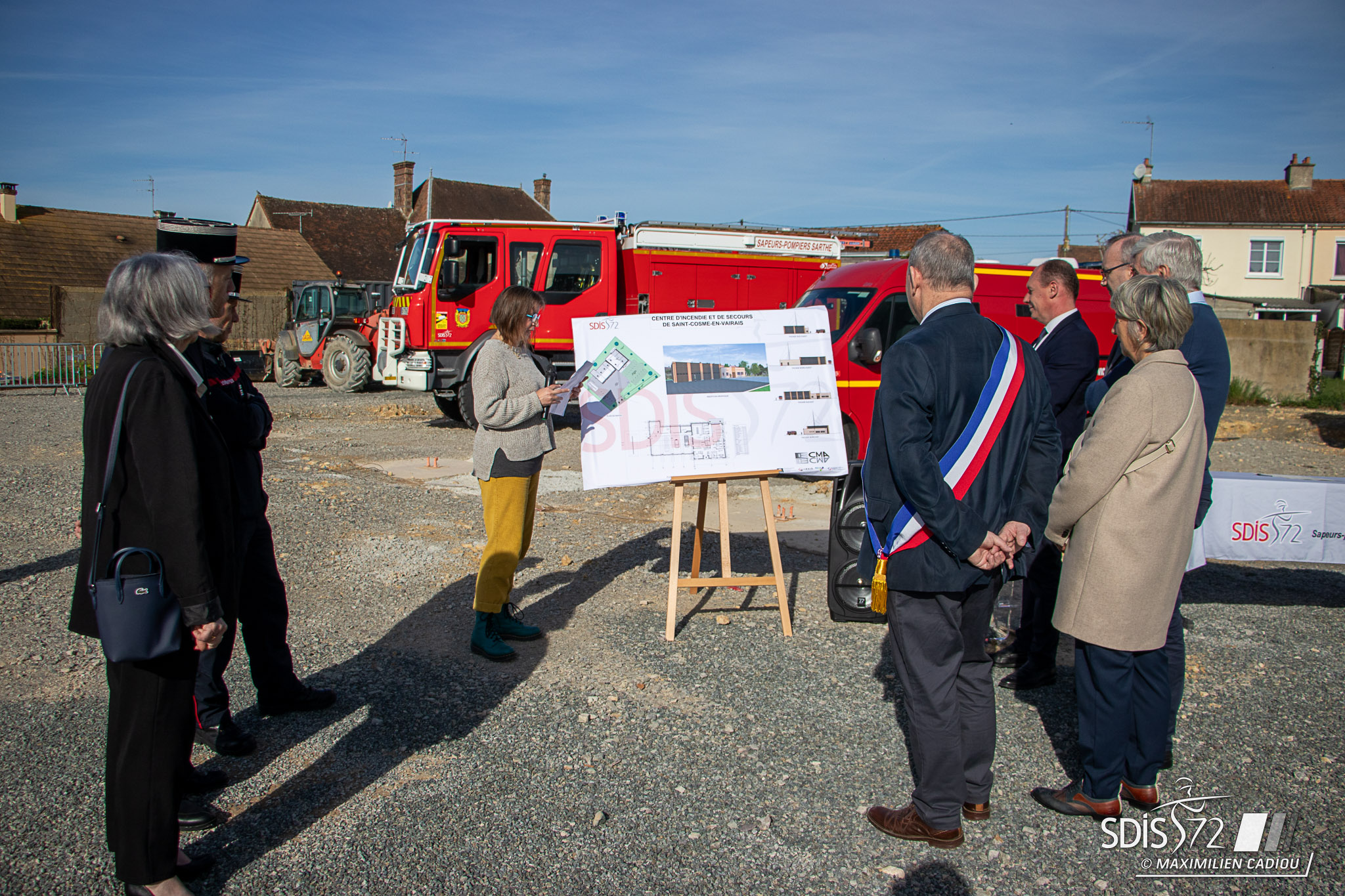 presentation-projet-cis-ceremonie-pose-premiere-pierre-centre-secours-saint-cosme-en-vairais